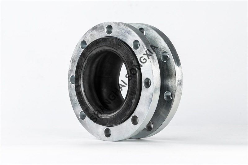 316不銹鋼多級(jí)泵橡膠撓性接頭的特性有哪些？應(yīng)用領(lǐng)域有哪些？